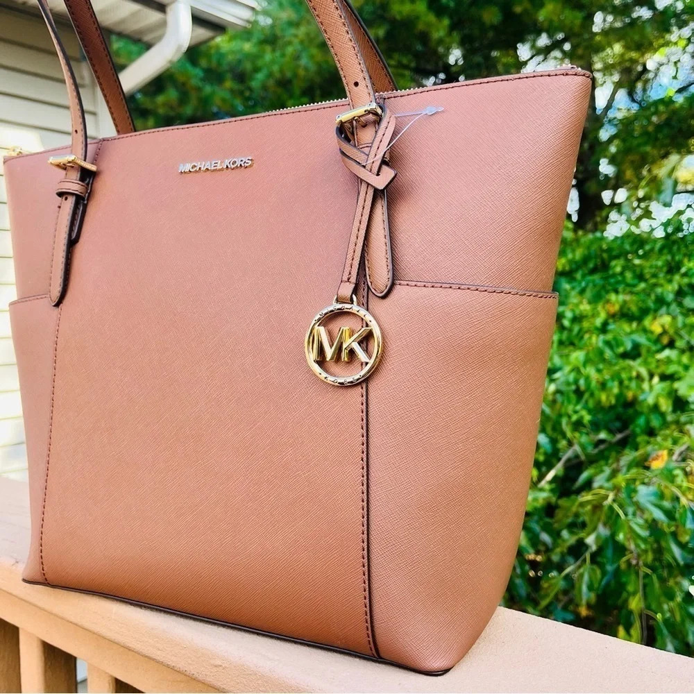 Michael Kors Jet Set East West Large Tote Crossgrain Leather NWT - Picture 2 of 6